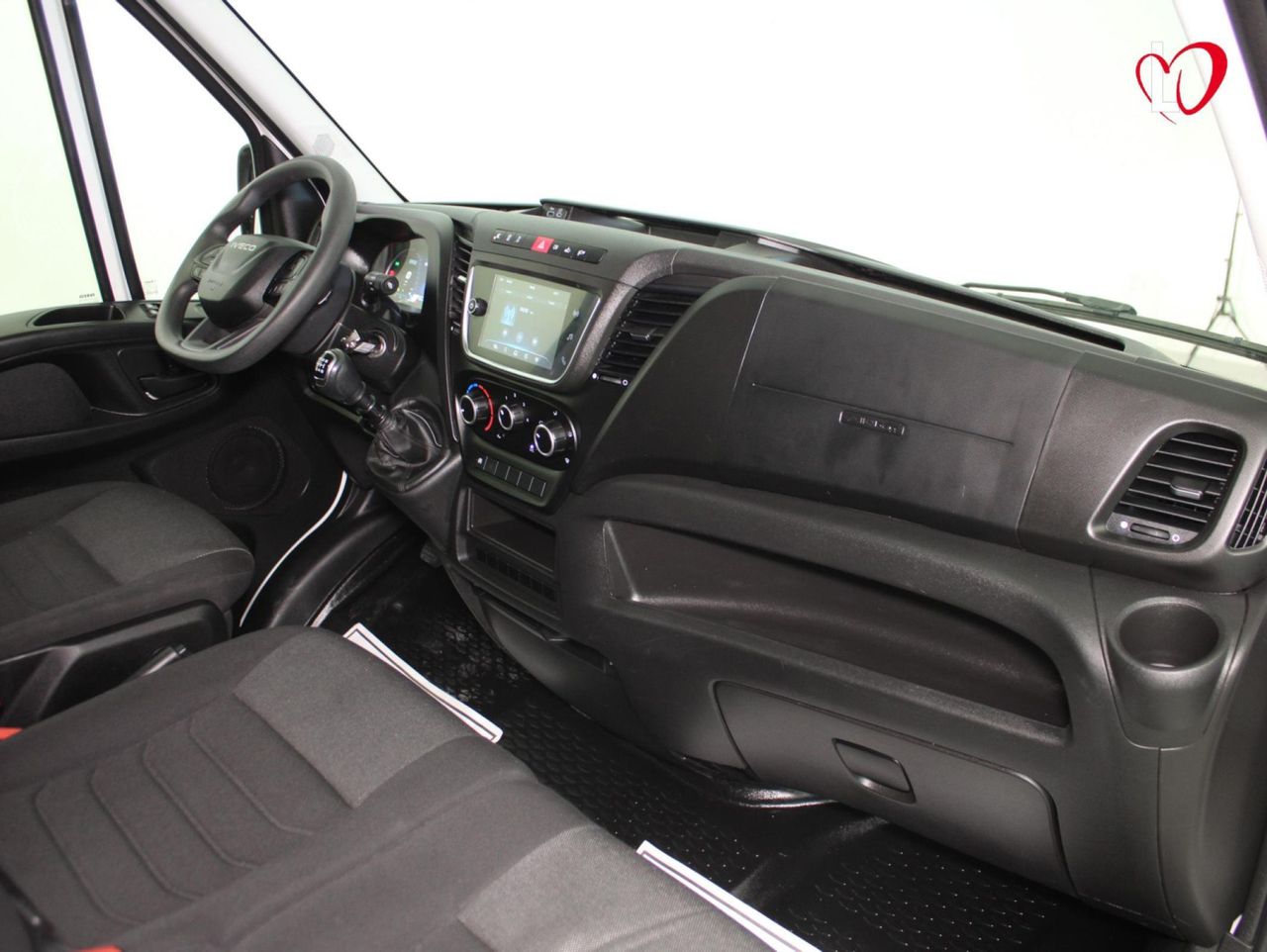 Iveco Daily 2.3 TD FG. 35S LARGA 16M3 156 - Foto 28