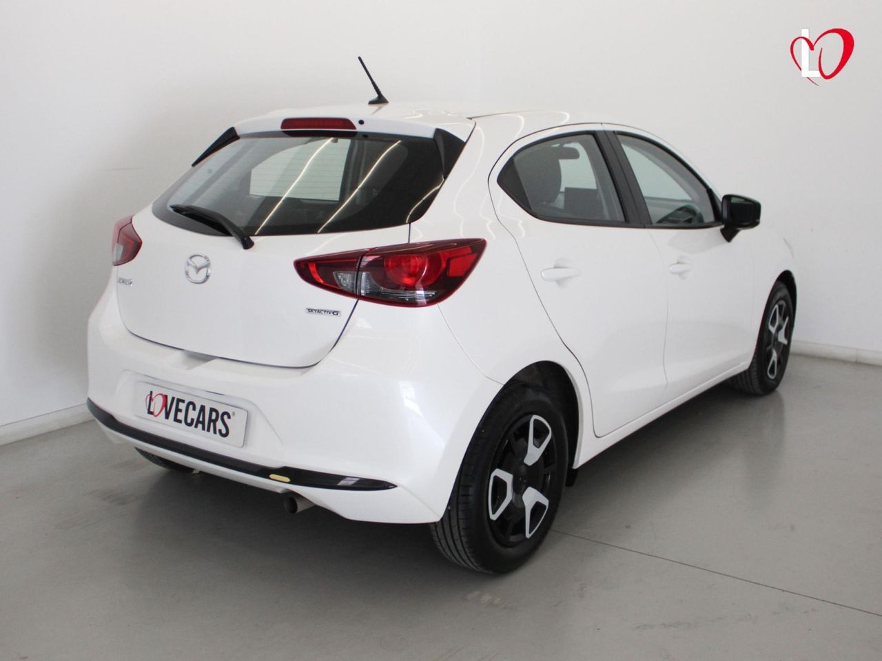 Mazda 2 1.5 SKYACTIV CENTER LINE - Foto 6