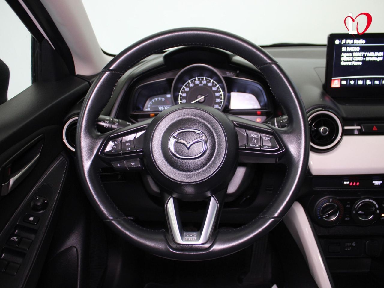 Mazda 2 1.5 SKYACTIV CENTER LINE - Foto 22