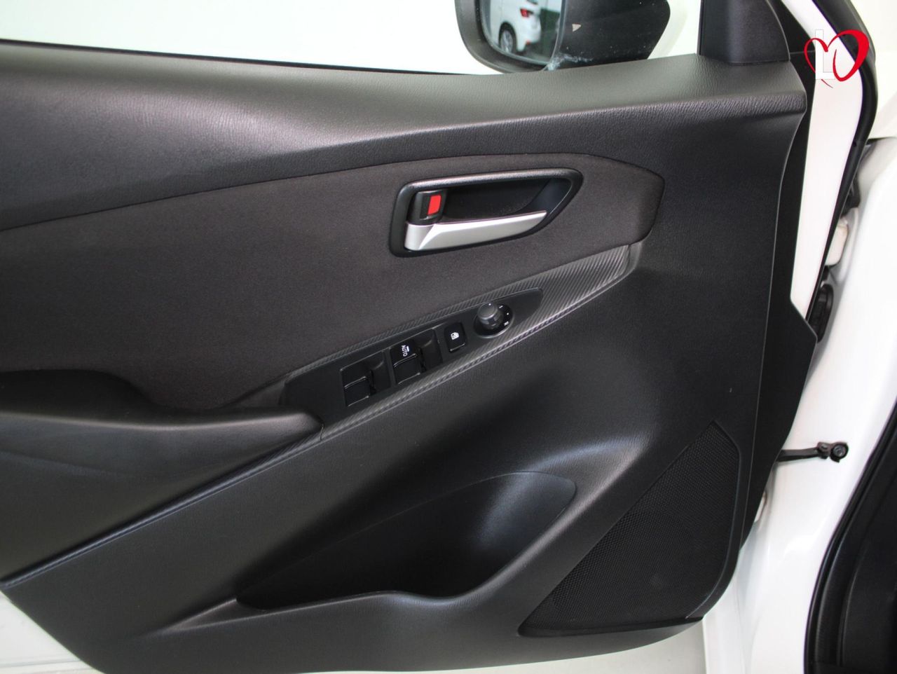 Mazda 2 1.5 SKYACTIV CENTER LINE - Foto 16