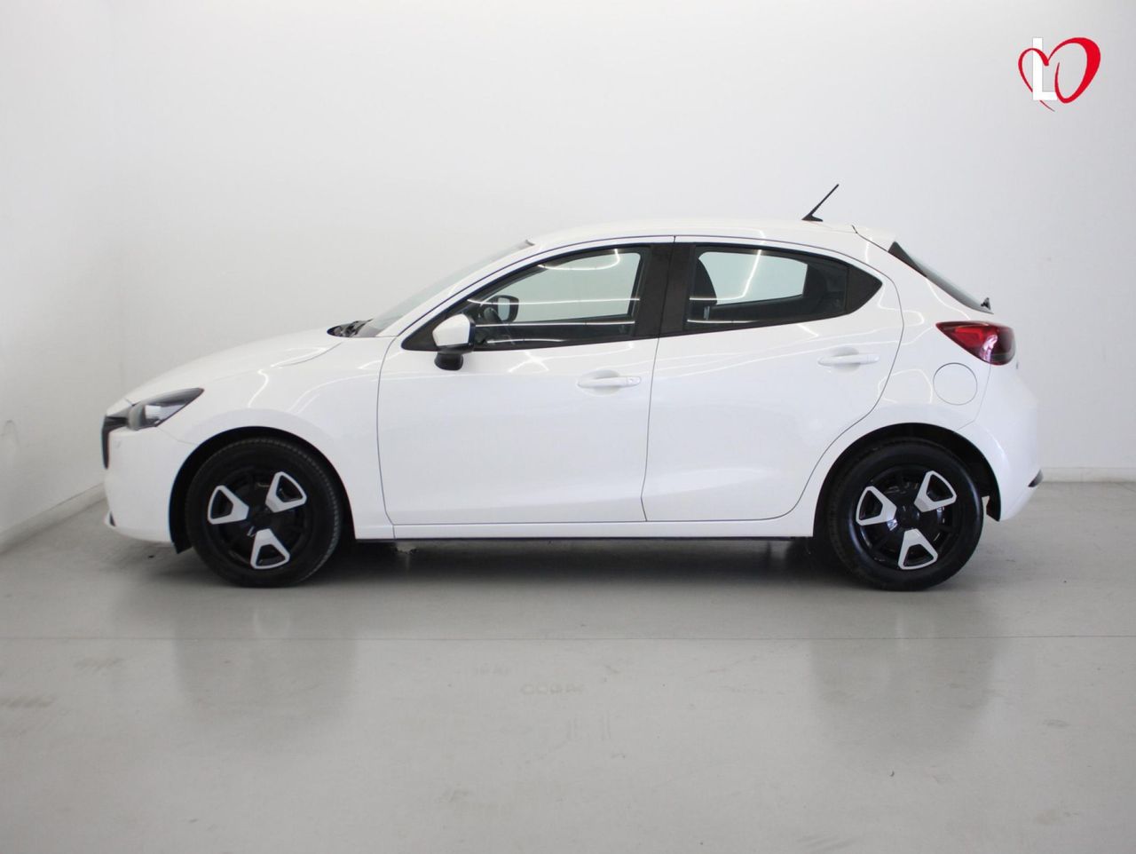 Mazda 2 1.5 SKYACTIV CENTER LINE - Foto 44
