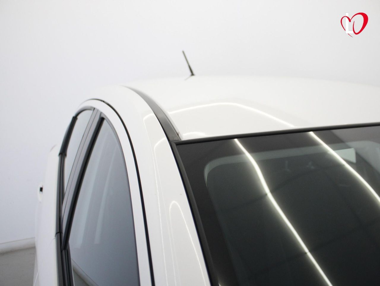 Mazda 2 1.5 SKYACTIV CENTER LINE - Foto 40