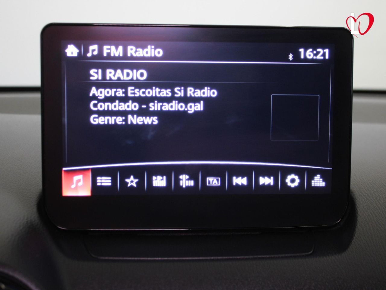 Mazda 2 1.5 SKYACTIV CENTER LINE - Foto 26