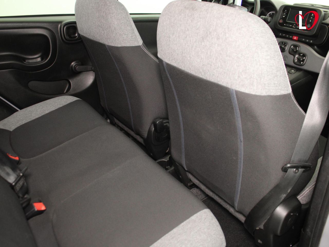 Fiat Panda City Life Hybrid 1.0 Gse 51kw (70CV) - Foto 25