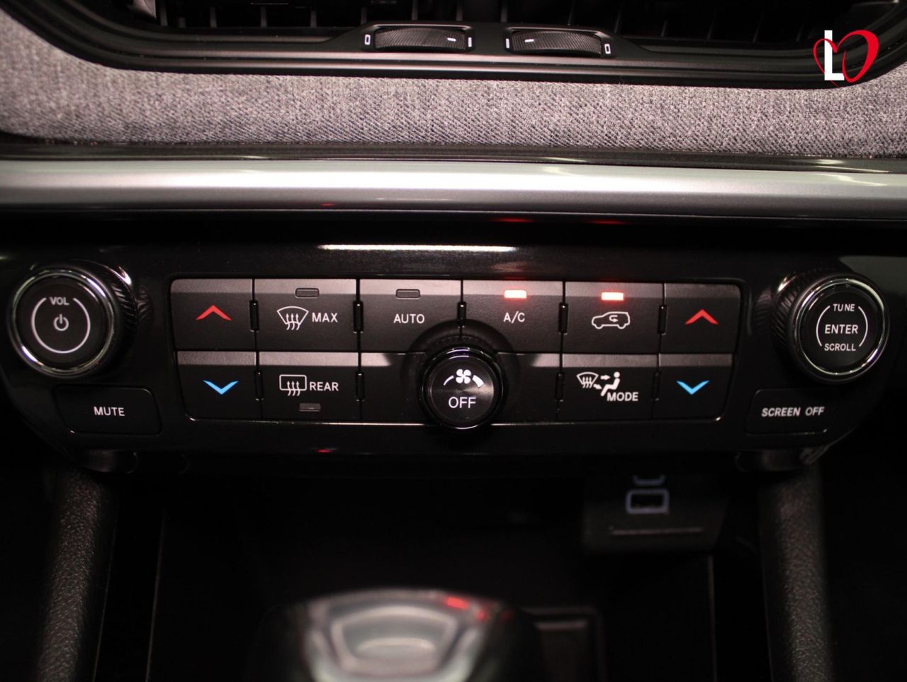 Jeep Compass eHybrid 1.5 MHEV 96kW Longitude Dct - Foto 27