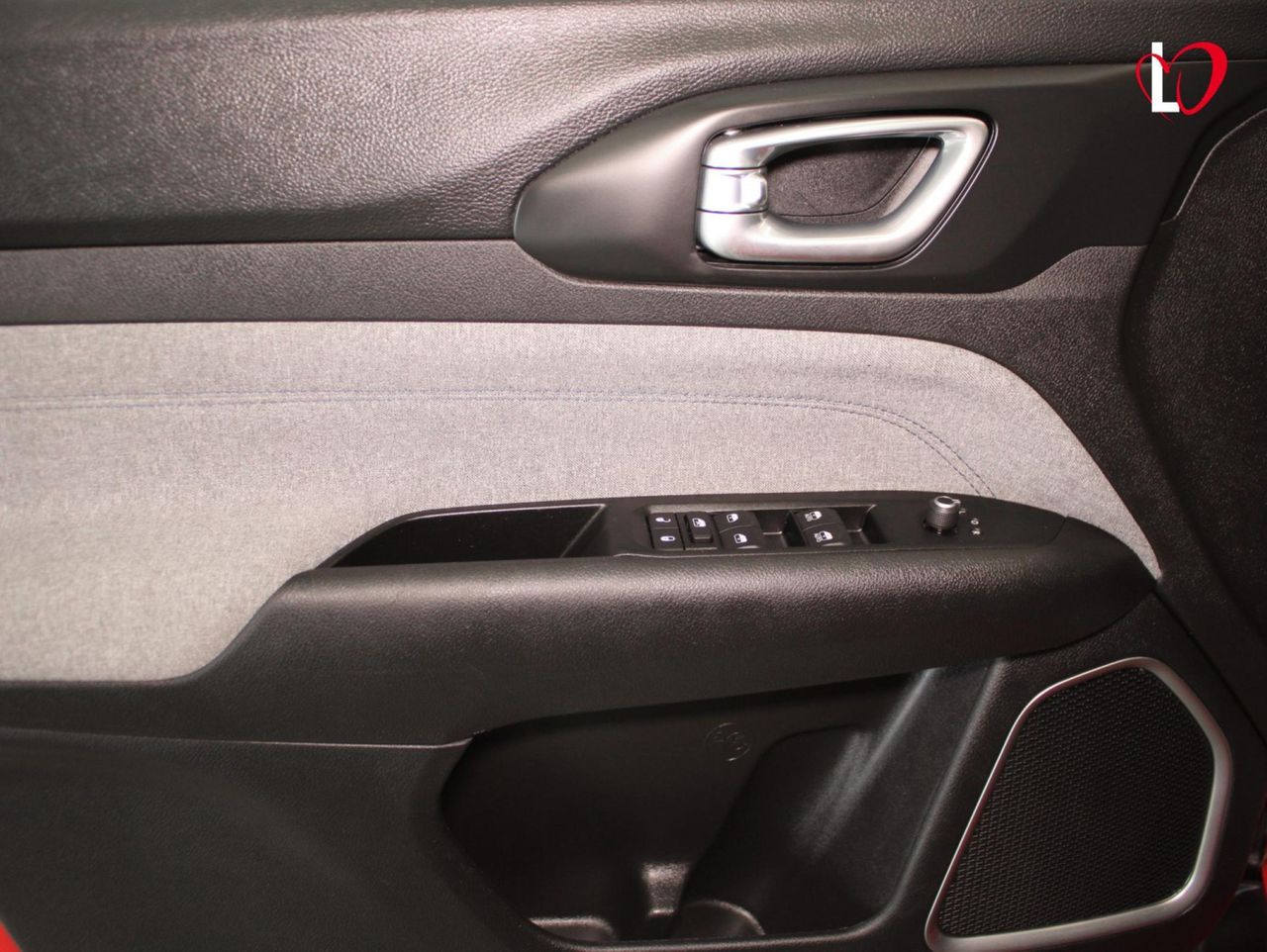 Jeep Compass eHybrid 1.5 MHEV 96kW Longitude Dct - Foto 15