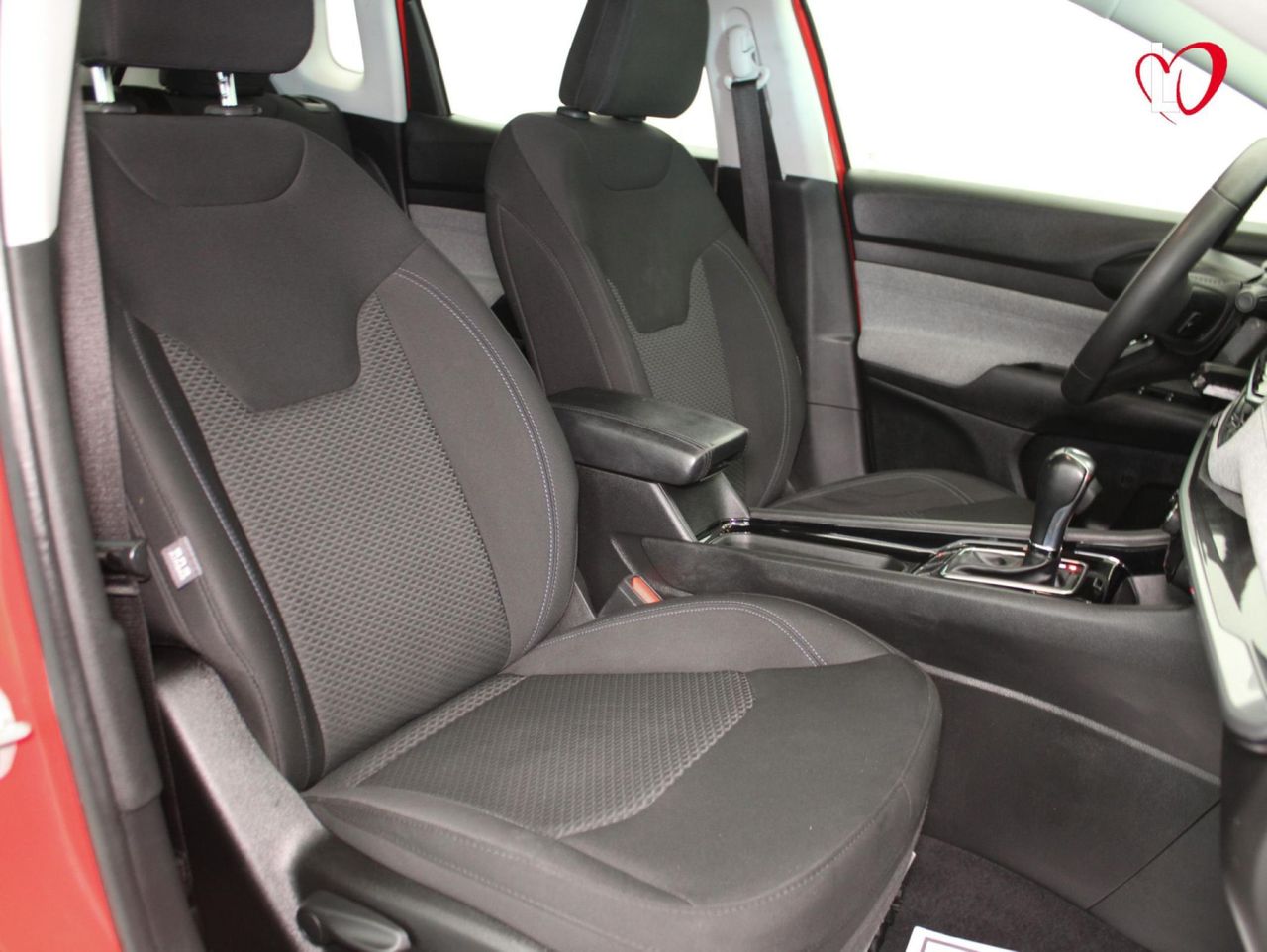 Jeep Compass eHybrid 1.5 MHEV 96kW Longitude Dct - Foto 30