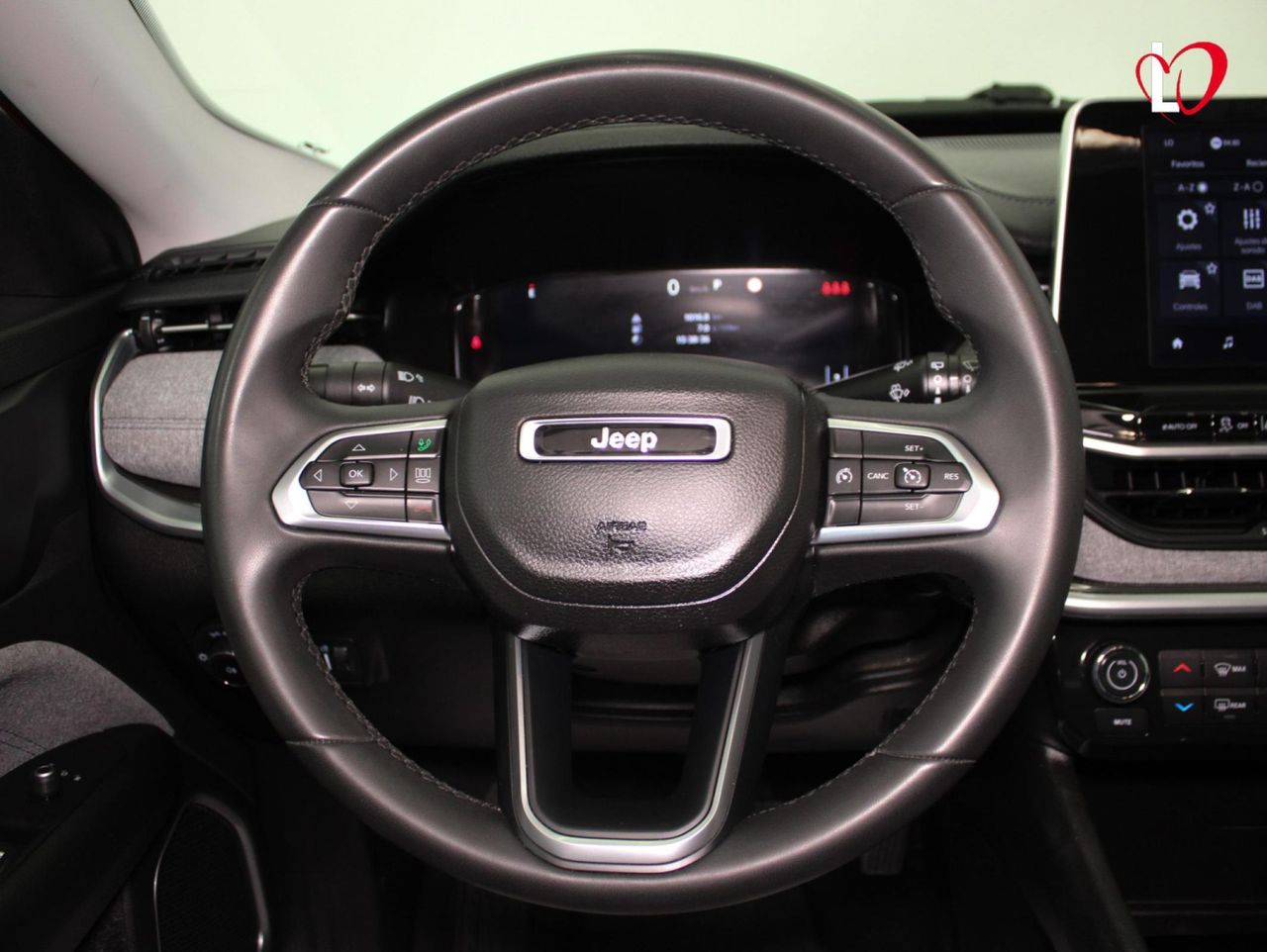 Jeep Compass eHybrid 1.5 MHEV 96kW Longitude Dct - Foto 21