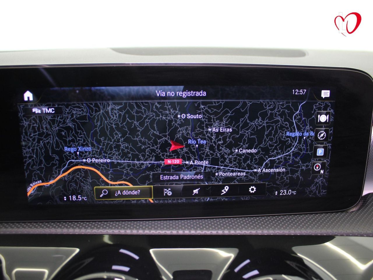 Mercedes Clase A A 200 d AMG LINE - Foto 9