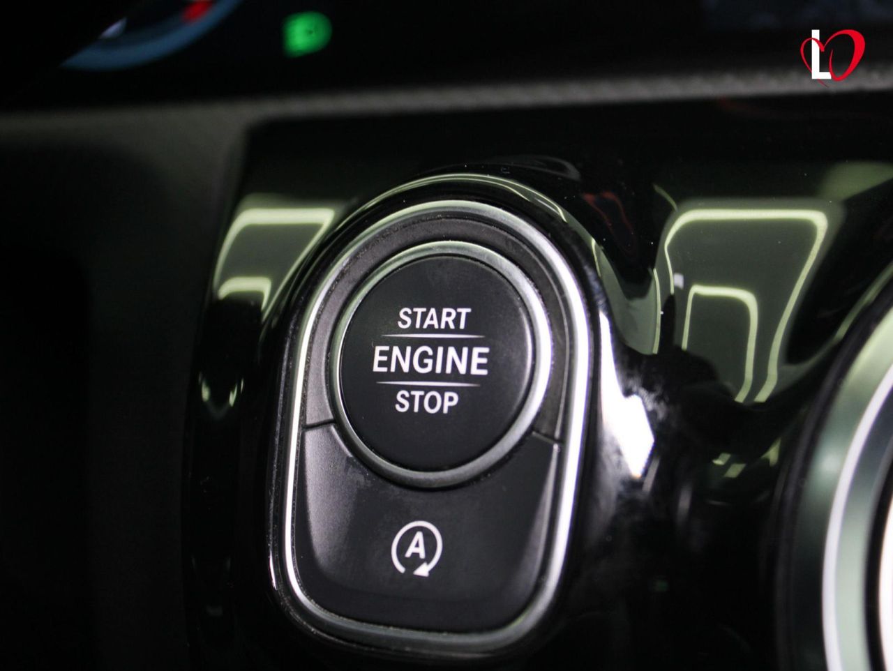 Mercedes Clase A A 200 d AMG LINE - Foto 10