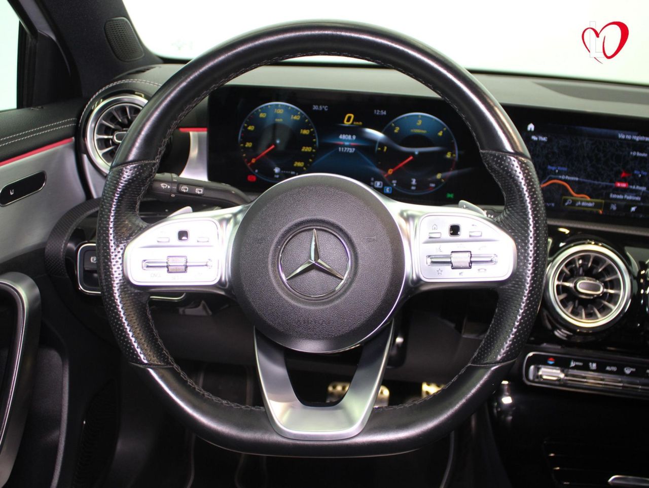 Mercedes Clase A A 200 d AMG LINE - Foto 24