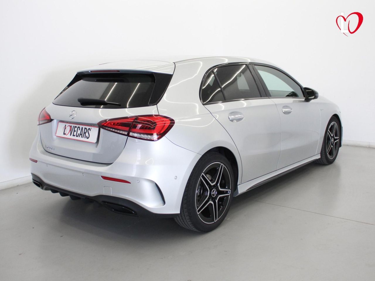 Mercedes Clase A A 200 d AMG LINE - Foto 6