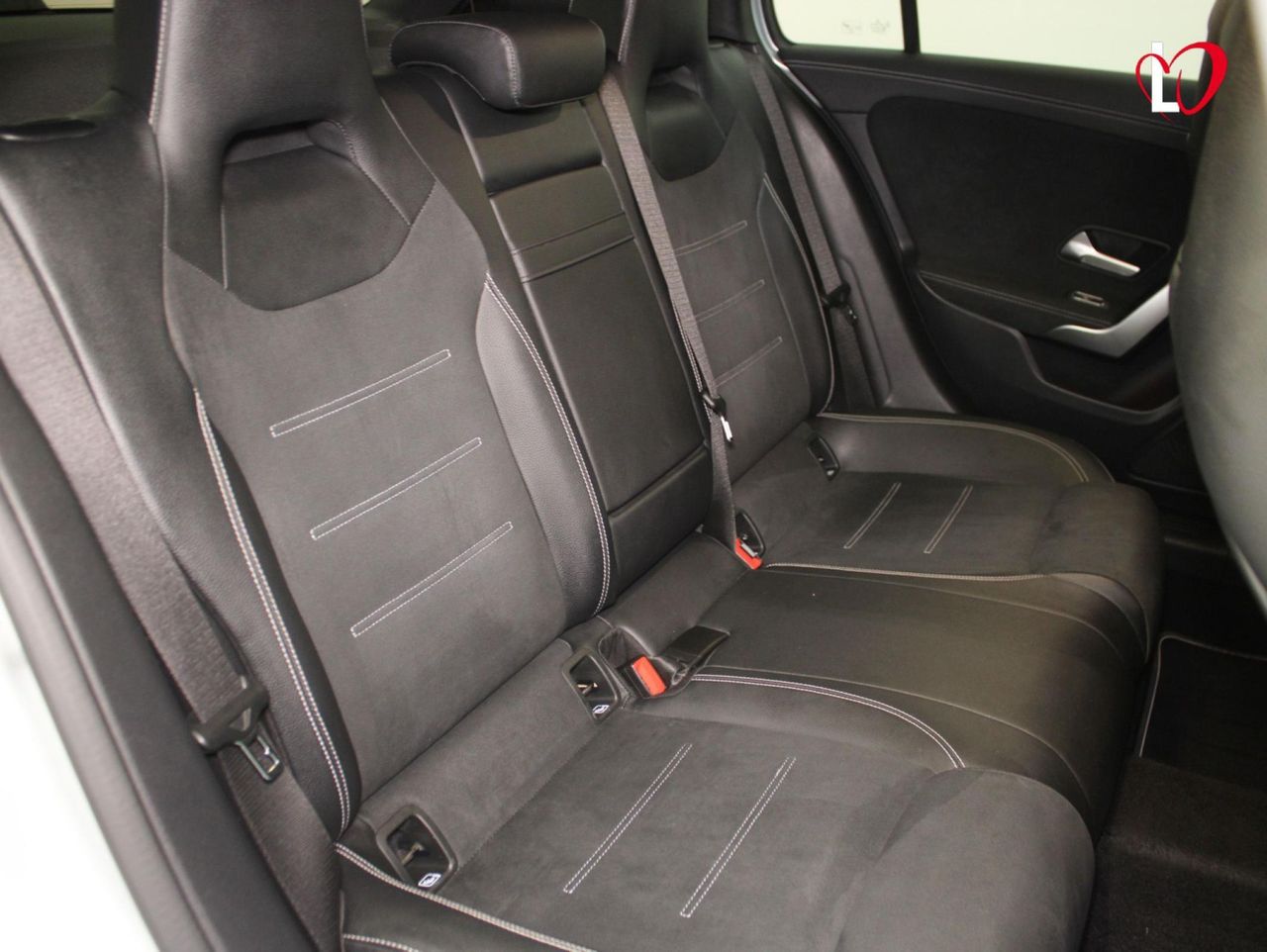 Mercedes Clase A A 200 d AMG LINE - Foto 42