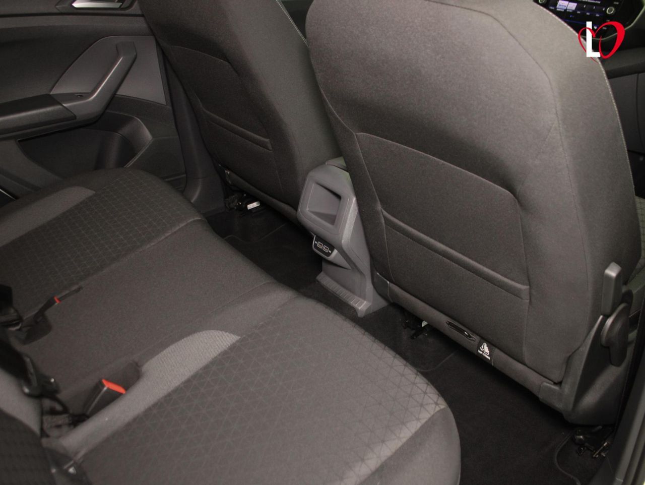 Volkswagen T-Cross Advance 1.6 TDI 70kW (95CV) - Foto 33