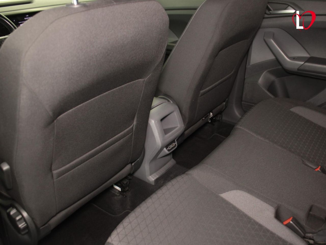 Volkswagen T-Cross Advance 1.6 TDI 70kW (95CV) - Foto 35