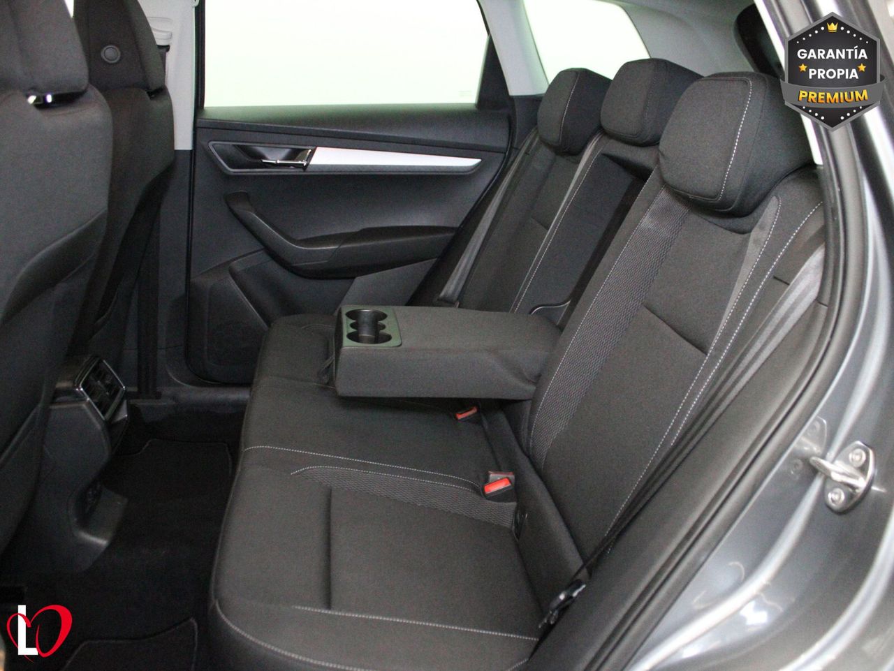 Skoda Karoq 2.0 TDI DSG 4X4 AMBITION + PACK MULTIMEDIA 150 - Foto 24
