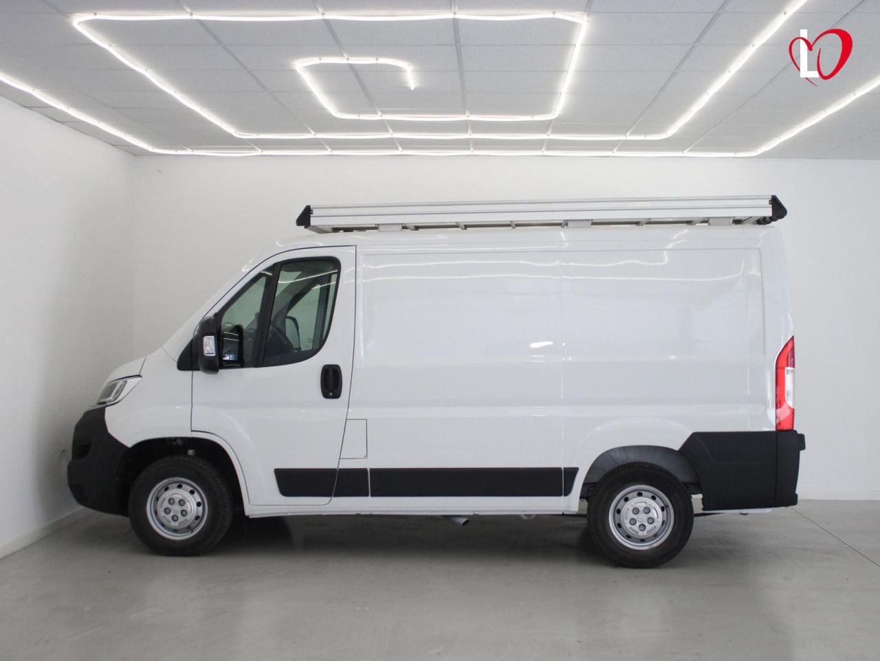 Citroën Jumper 2.0 BLUEHDI FG. L1 H1 GPS 120 - Foto 32