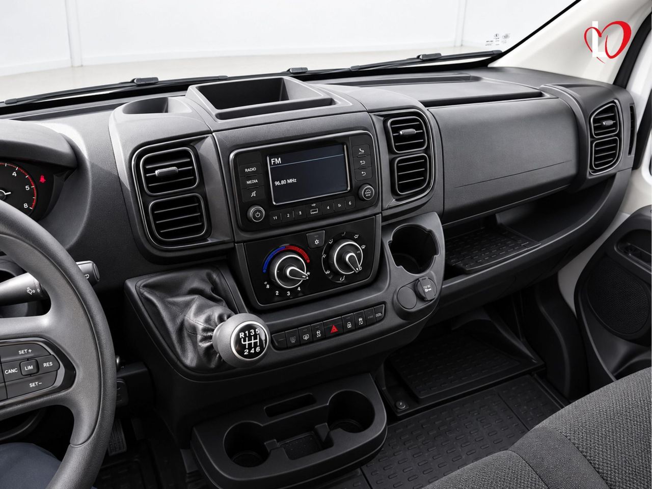 Fiat Ducato 35 L2H2 BlueHDi FURGÓN CERRADO 140 - Foto 6