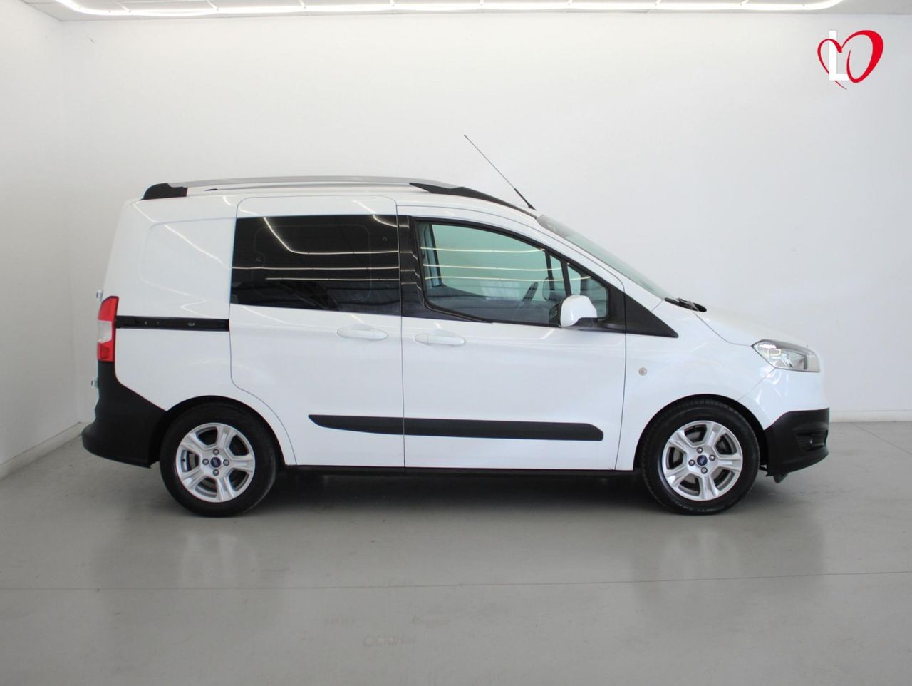 Ford Transit Courier 1.5 TDCI COMBI 95 CV - Foto 28