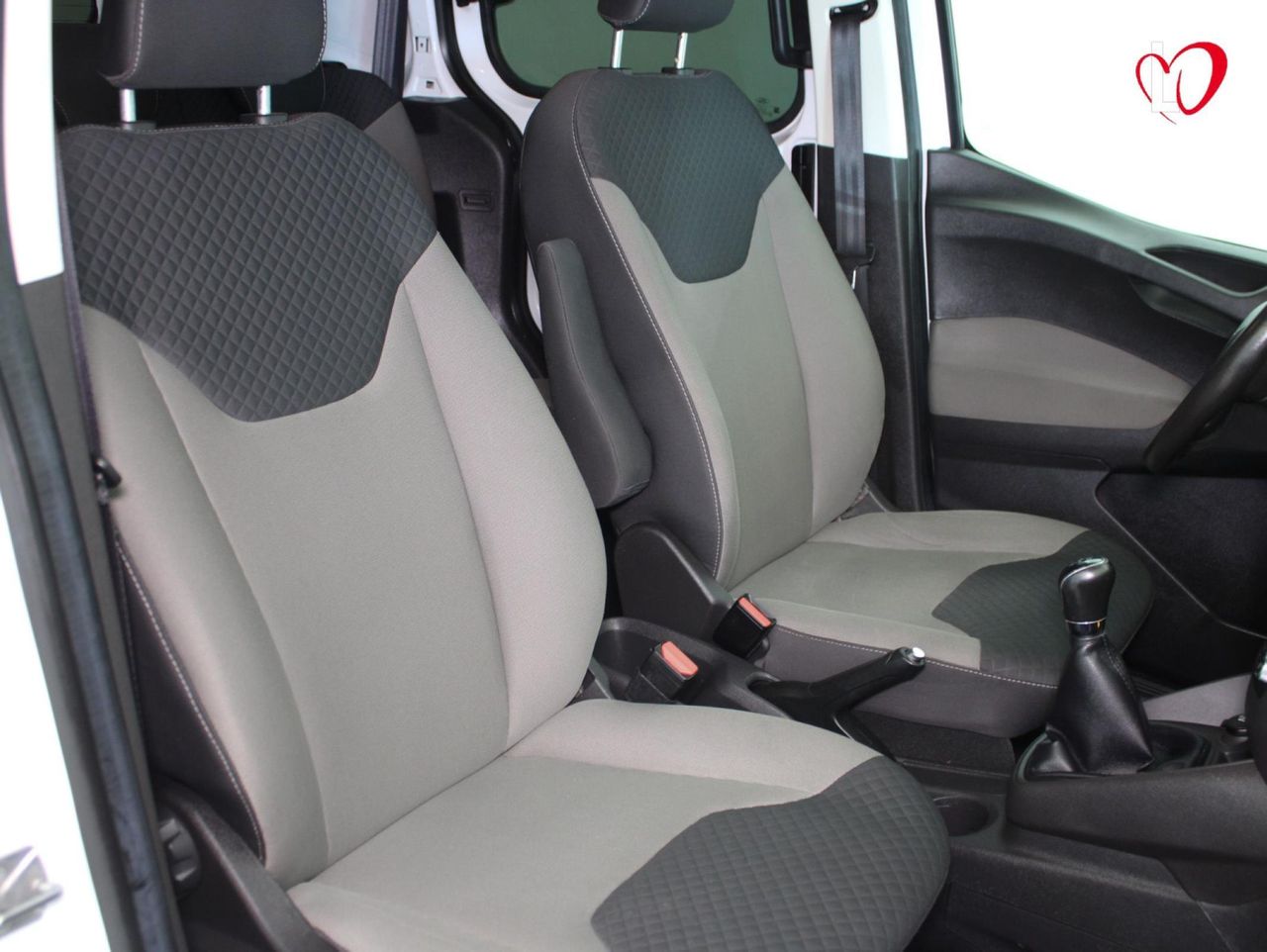 Ford Transit Courier 1.5 TDCI COMBI 95 CV - Foto 22