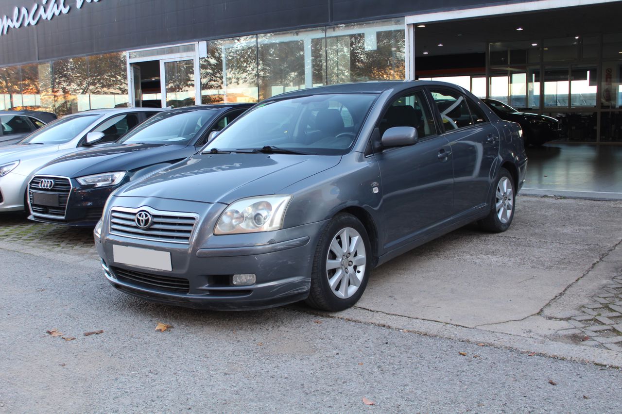 toyota avensis 2005 /