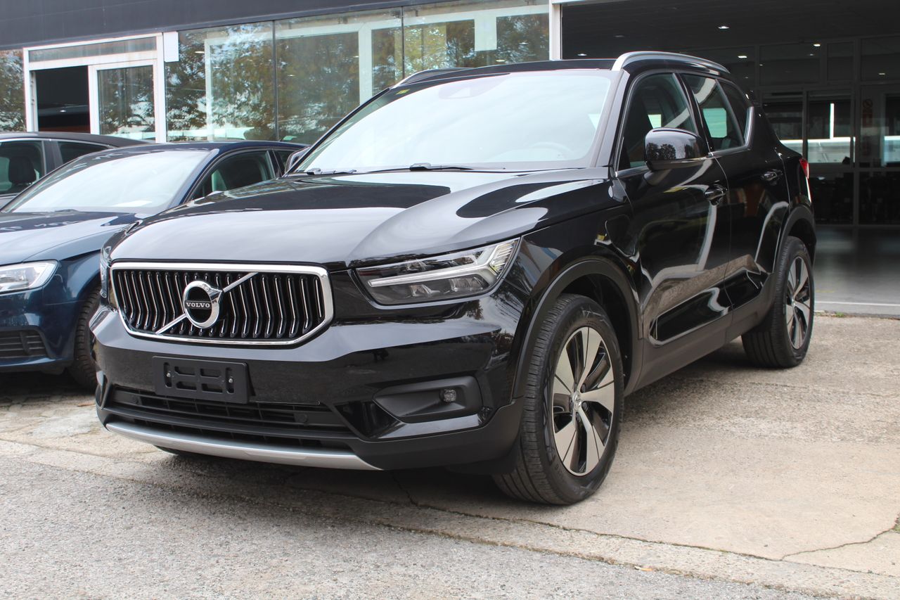 volvo xc40 2021 /