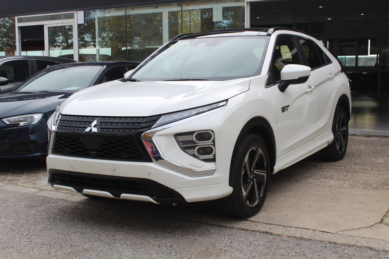 mitsubishi eclipse cross 2022 /