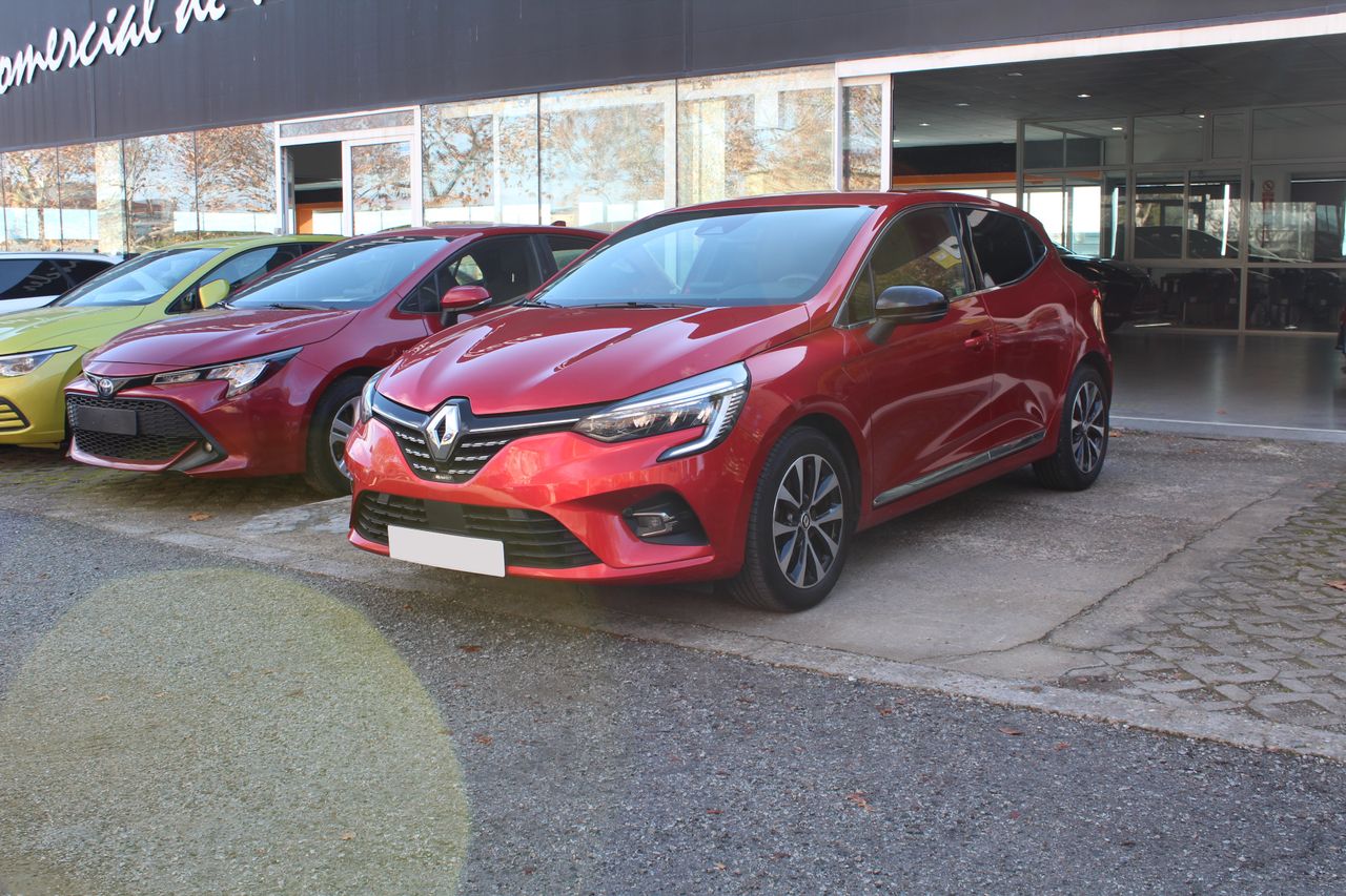 renault clio 2023 /