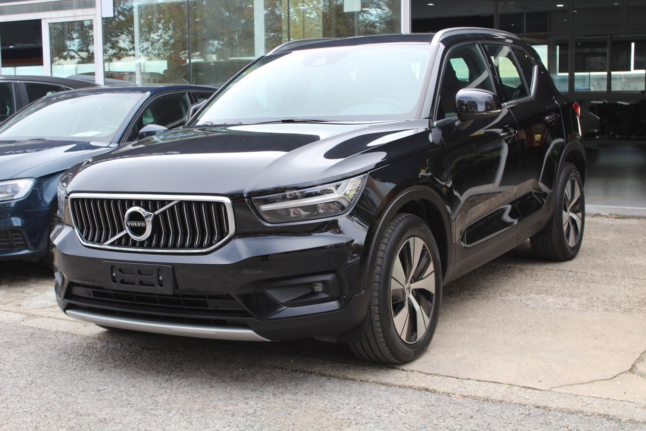 volvo xc40 2021 /
