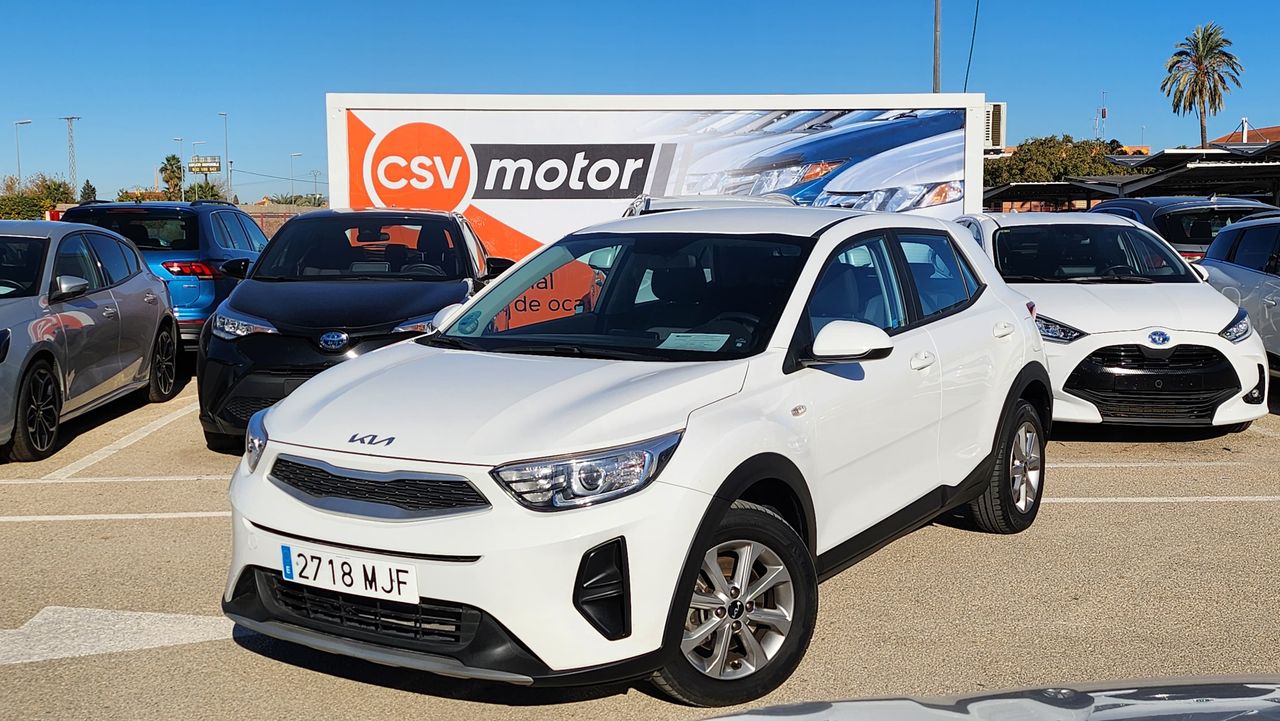 kia stonic 2023 /