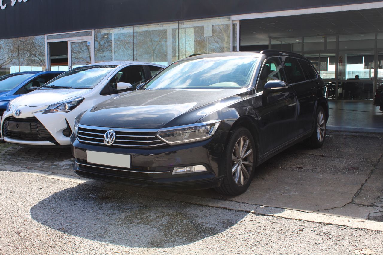 volkswagen passat 2019 /