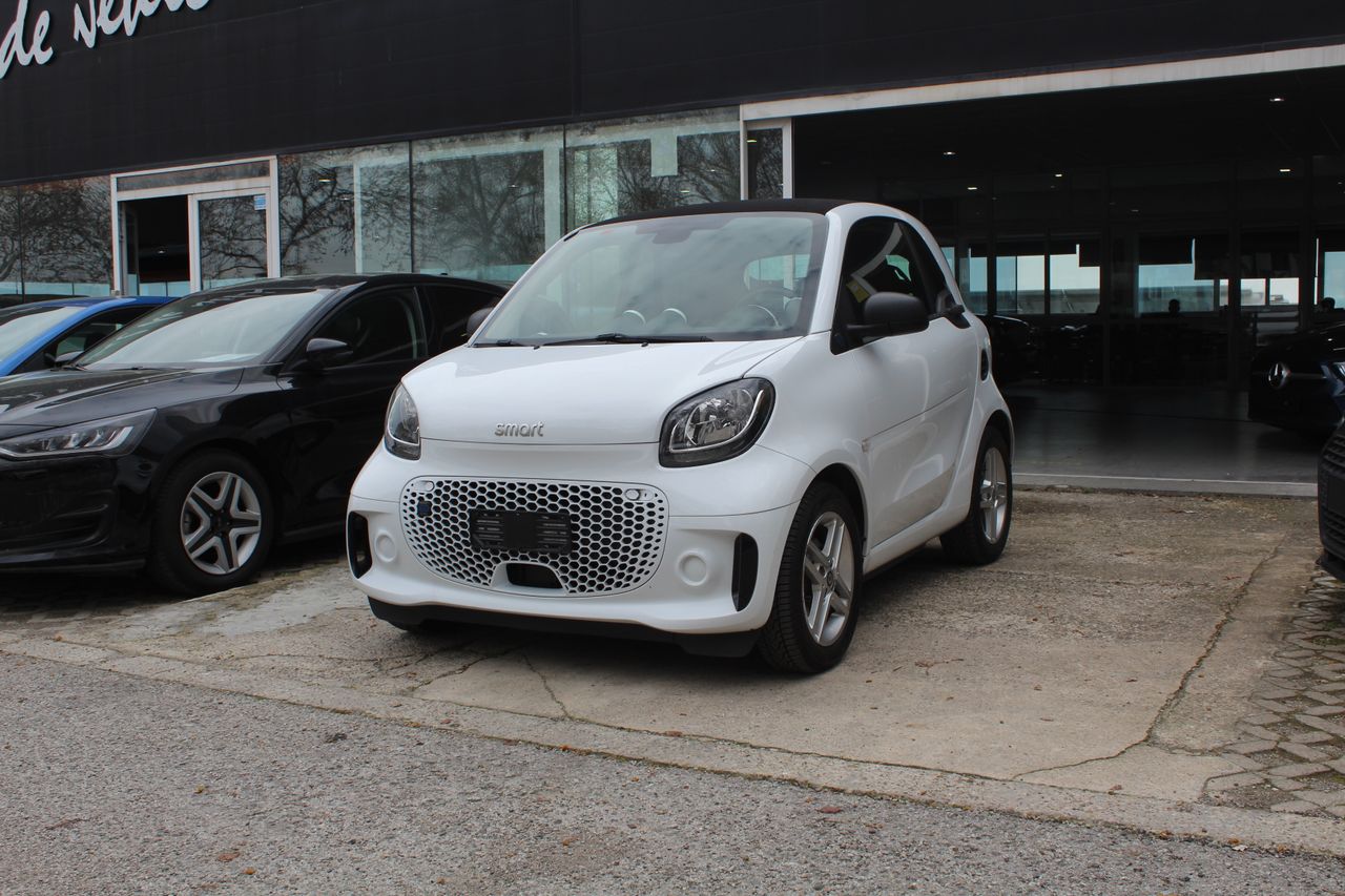 smart fortwo 2021 /