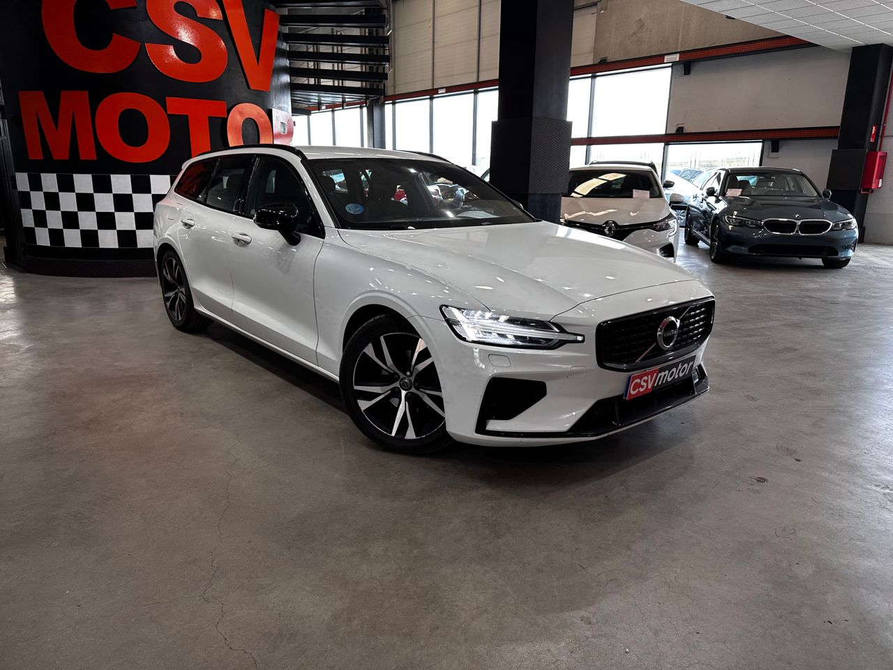 volvo v60 2021 / foto grande (3)