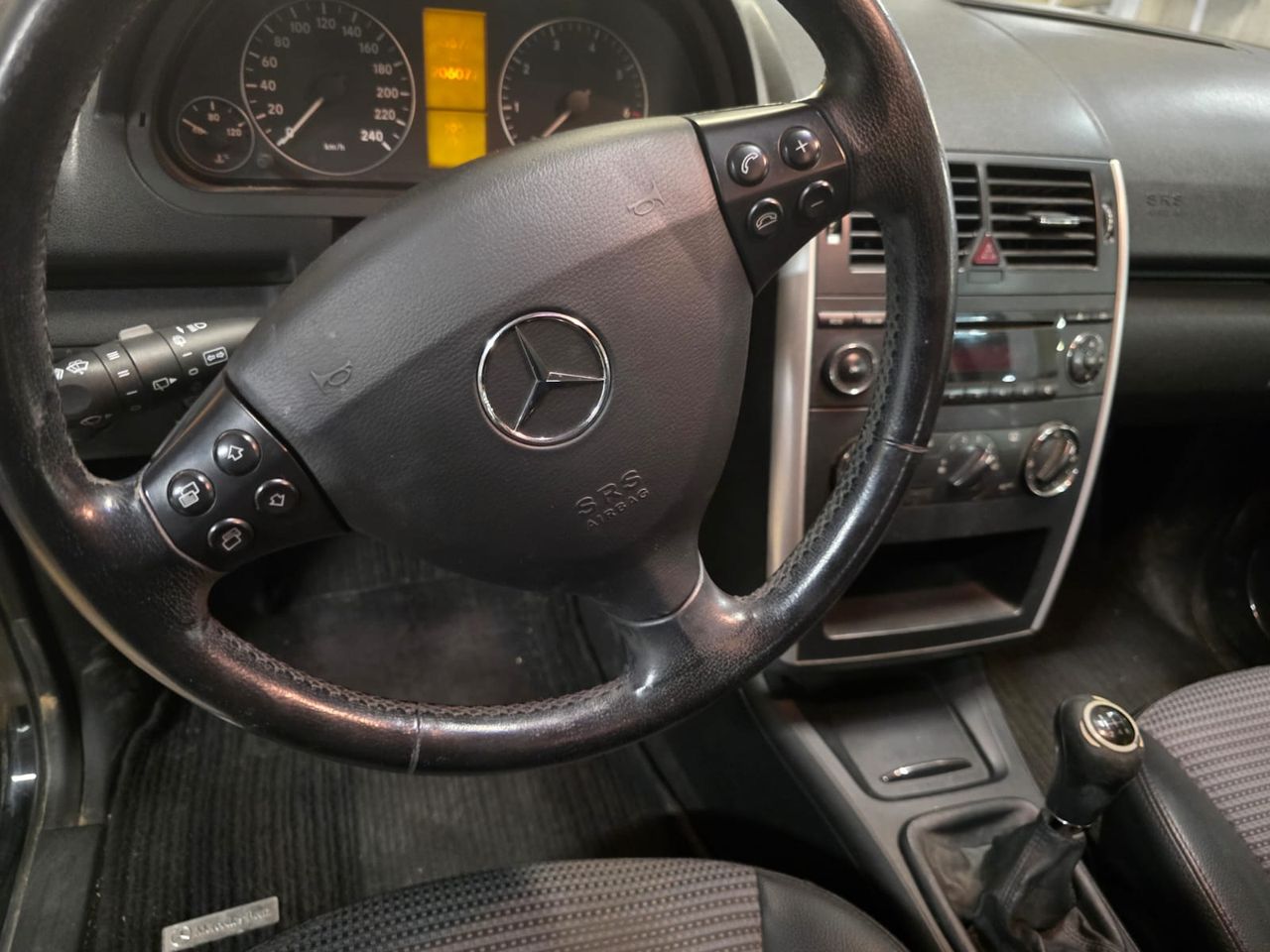 mercedes clase a 2005 / foto grande (3)