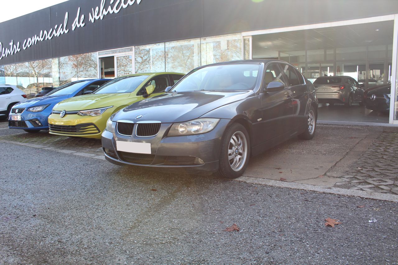 Foto bmw serie 3 2006 /