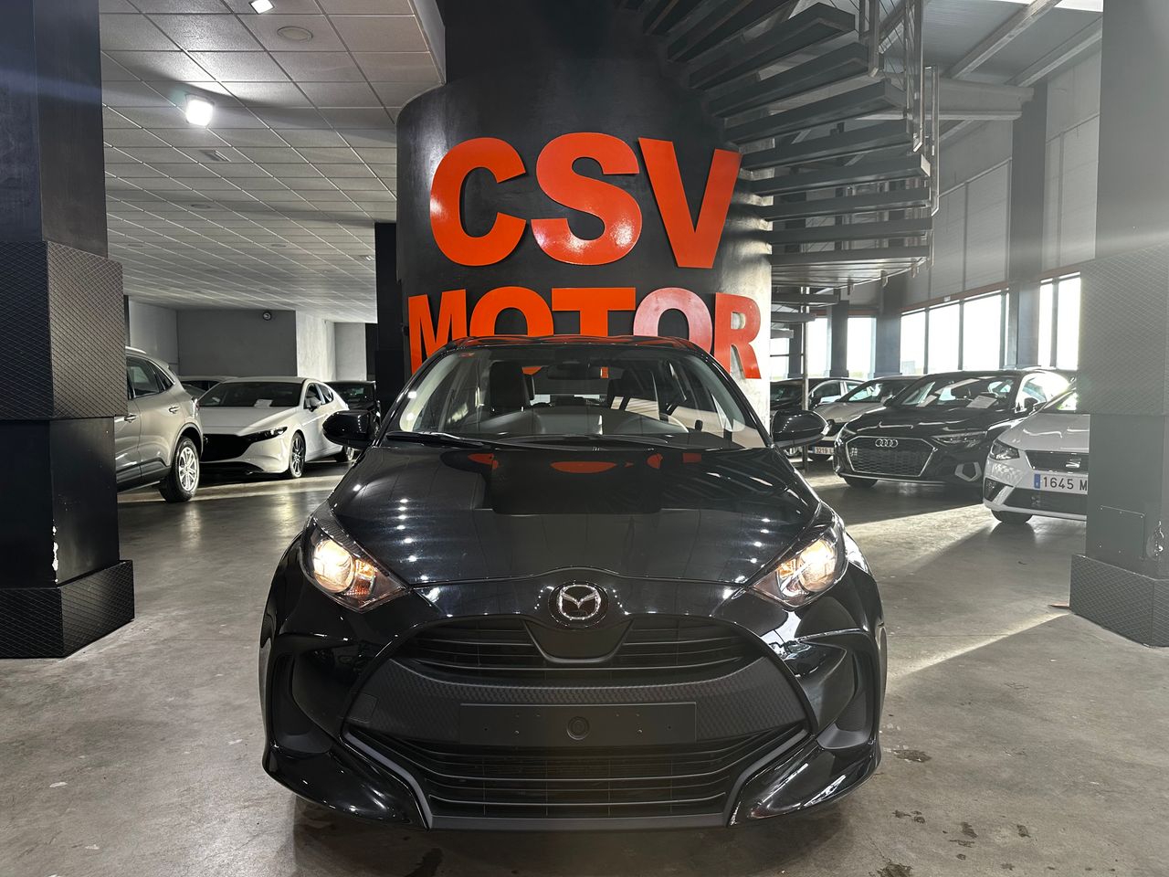 mazda 2 2023 / foto grande (3)