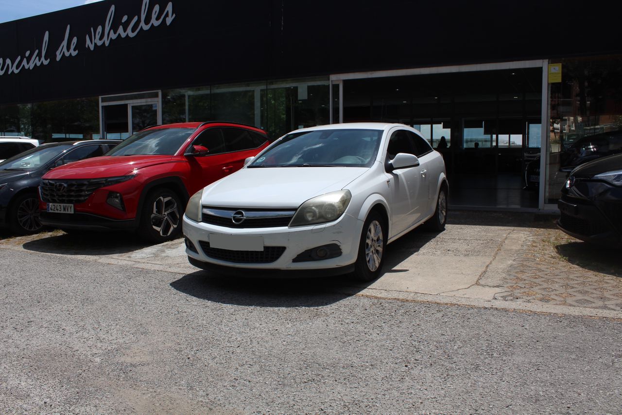 Foto opel astra 2010 /