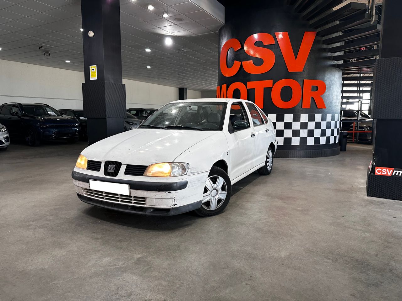 seat córdoba 2001 / foto grande (2)
