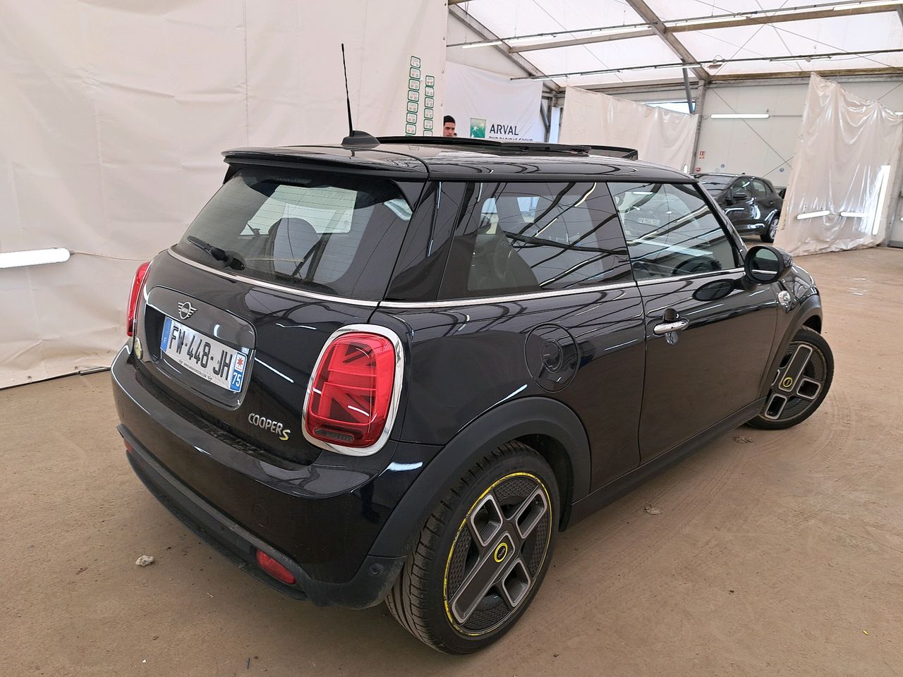 mini mini 2021 / foto grande (2)
