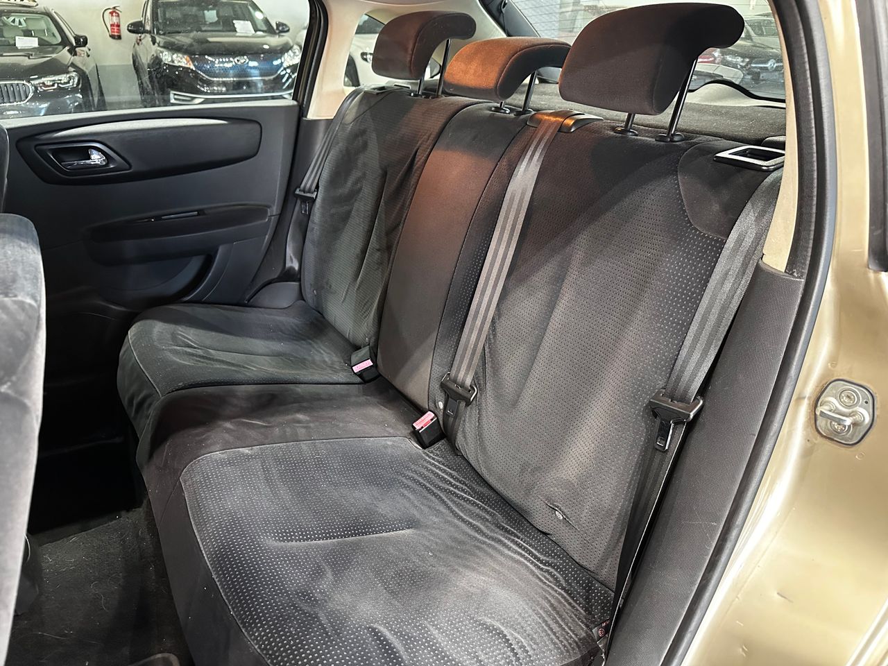 Citroën C4 1.6 HDi 92 Collection - Foto 11