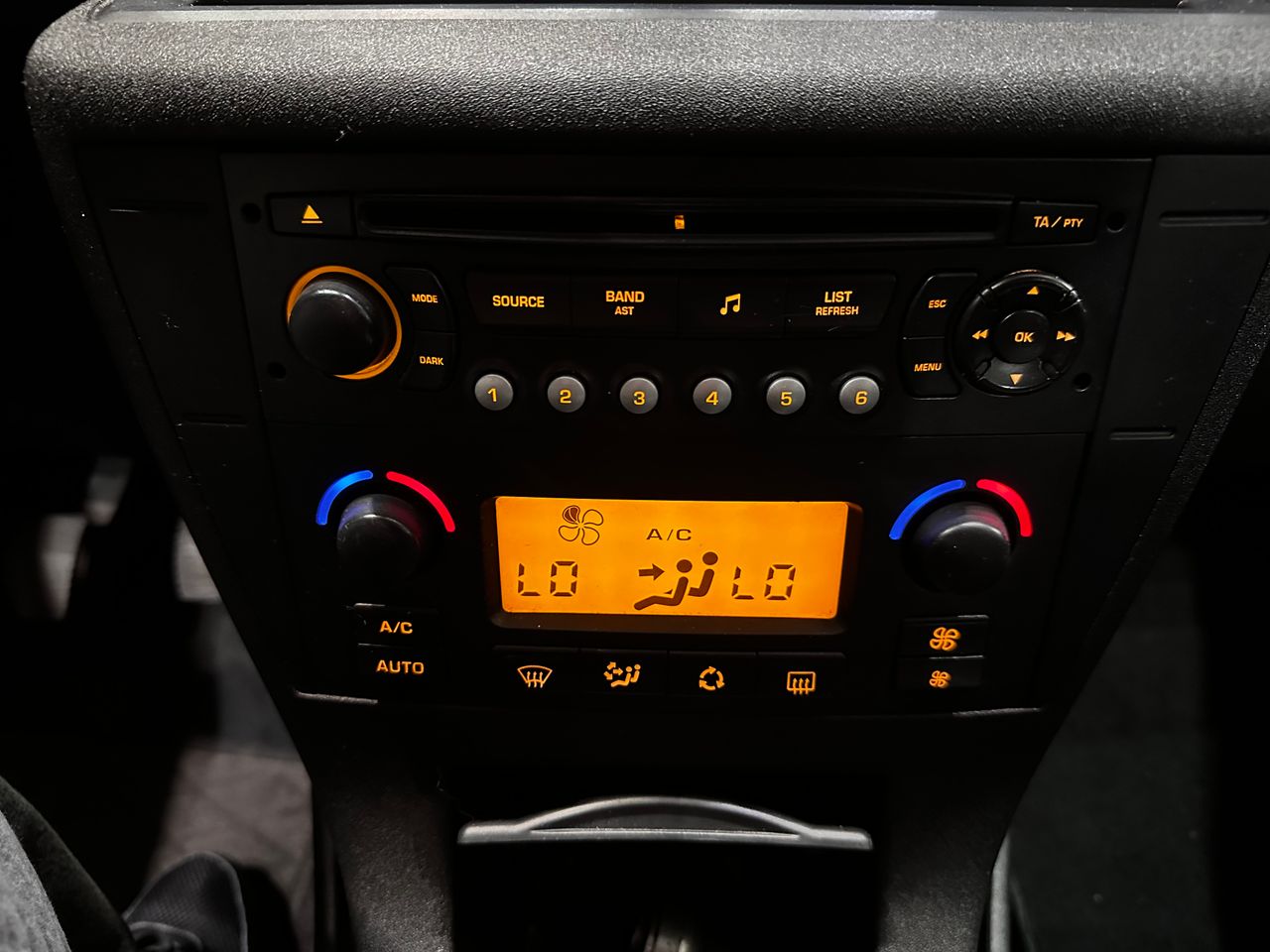 Citroën C4 1.6 HDi 92 Collection - Foto 21