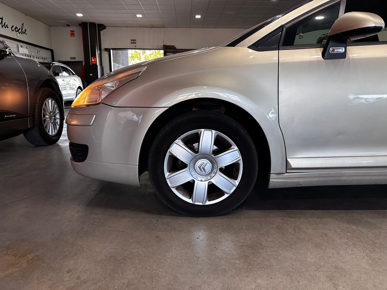 Citroën C4 1.6 HDi 92 Collection - Foto 25