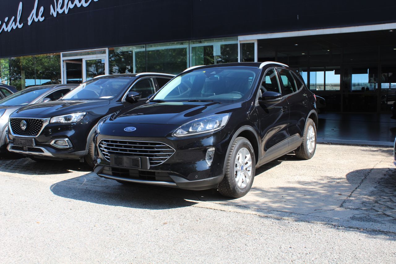 ford kuga 2022 /