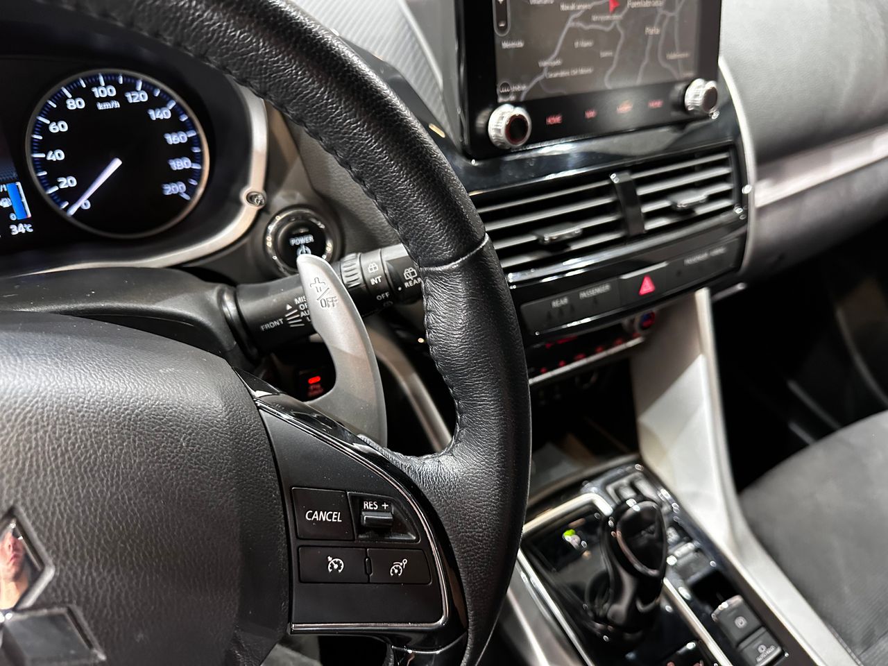 Mitsubishi Eclipse Cross 2.4 PHEV Kaiteki Auto 4WD - Foto 19