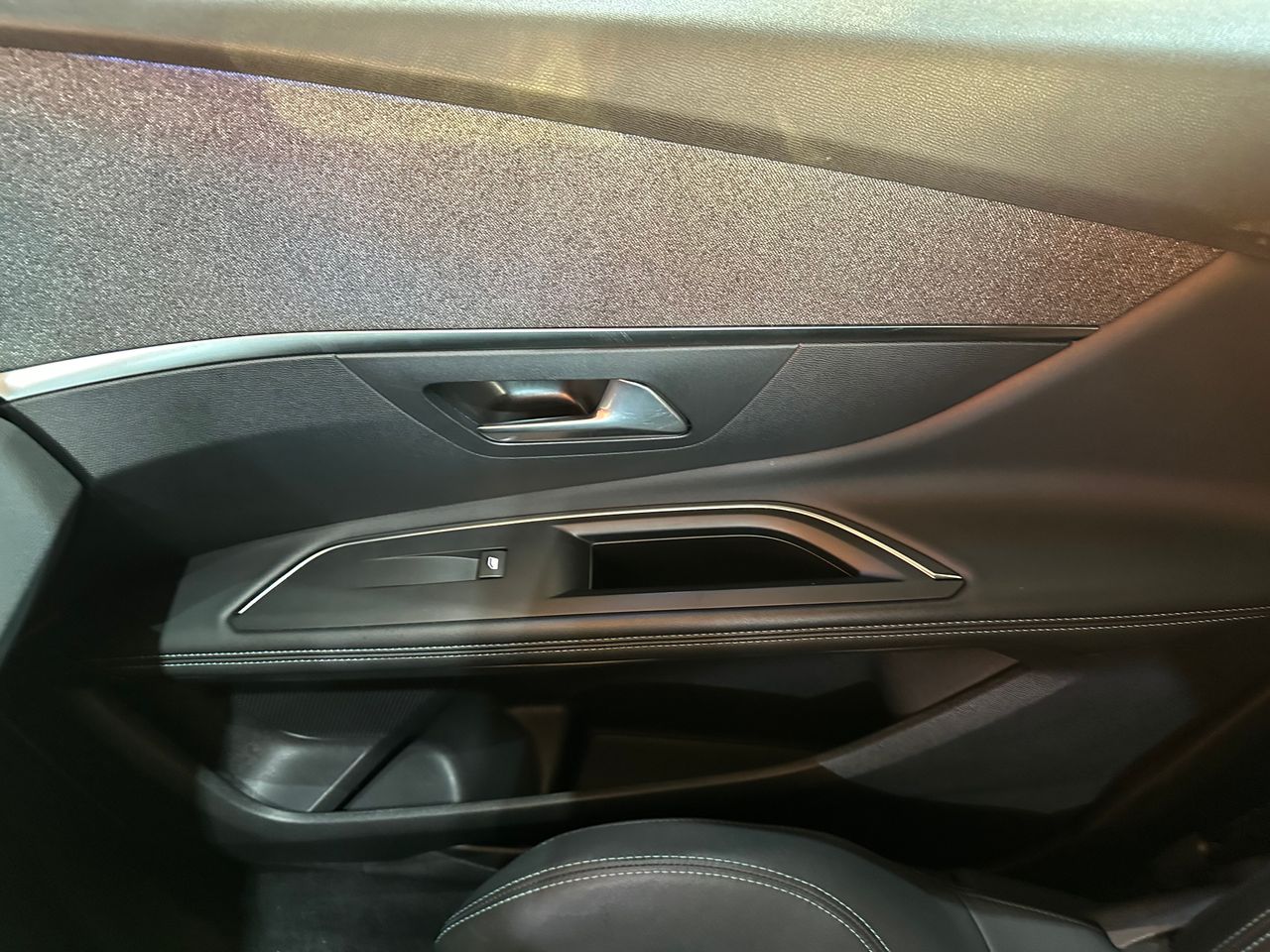 Peugeot 3008 Hybrid 225 e-EAT8 Allure Pack - Foto 15