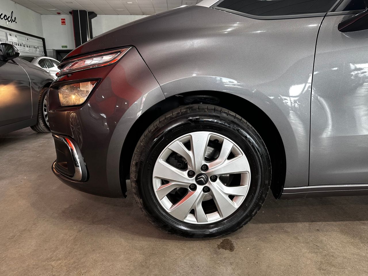 Citroën Grand C4 Spacetourer BlueHDi 96KW (130CV) EAT8 Feel - Foto 24