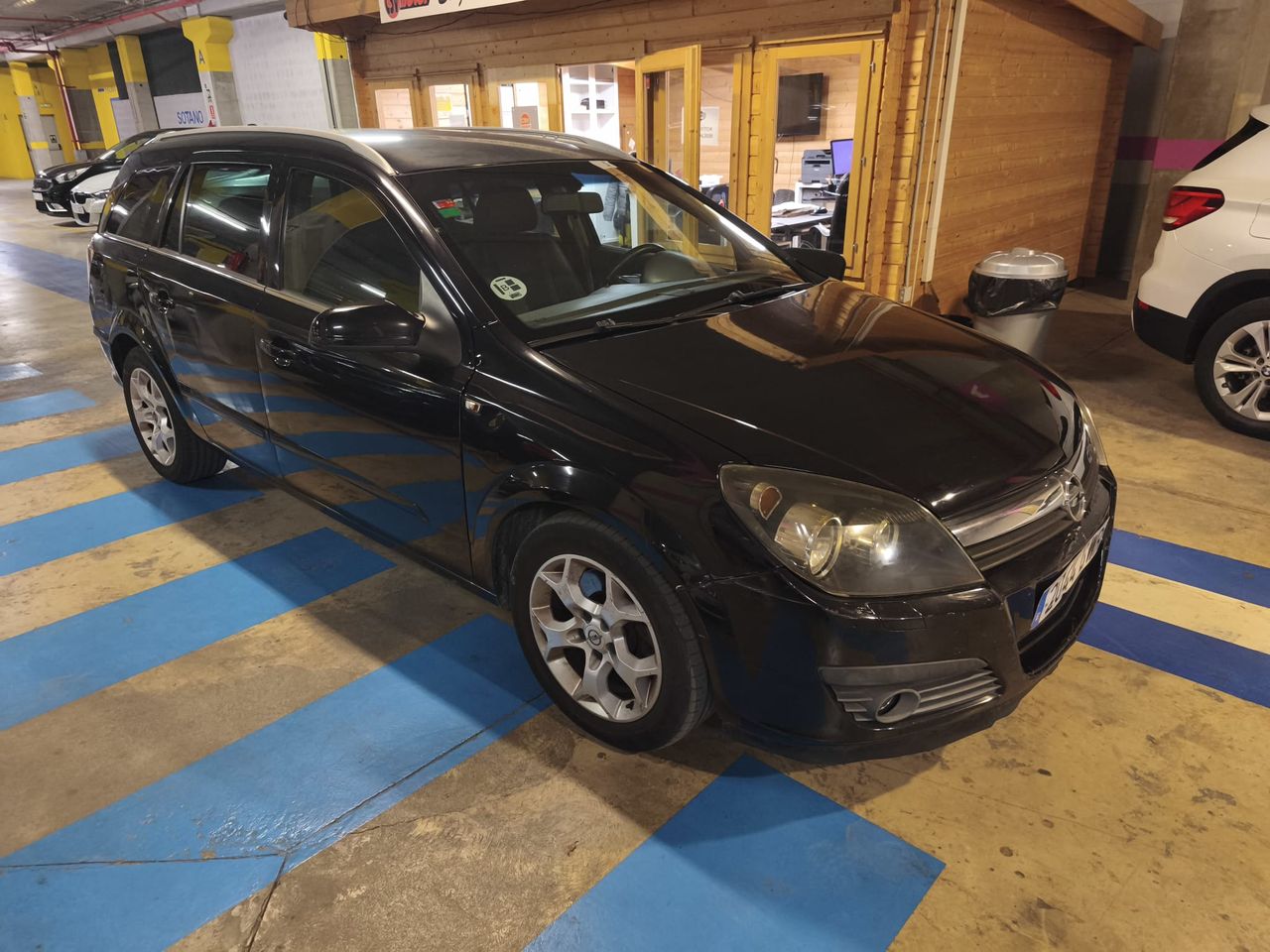 Opel Astra 1.9 CDTi Enjoy 120 CV SW - Foto 4