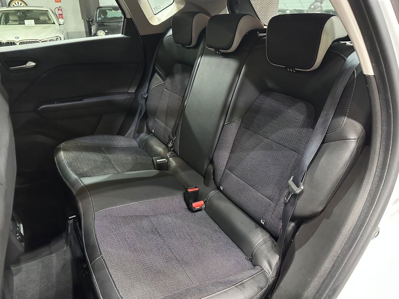 Renault Captur Zen E-TECH Híbrido enchufable 160cv - Foto 9