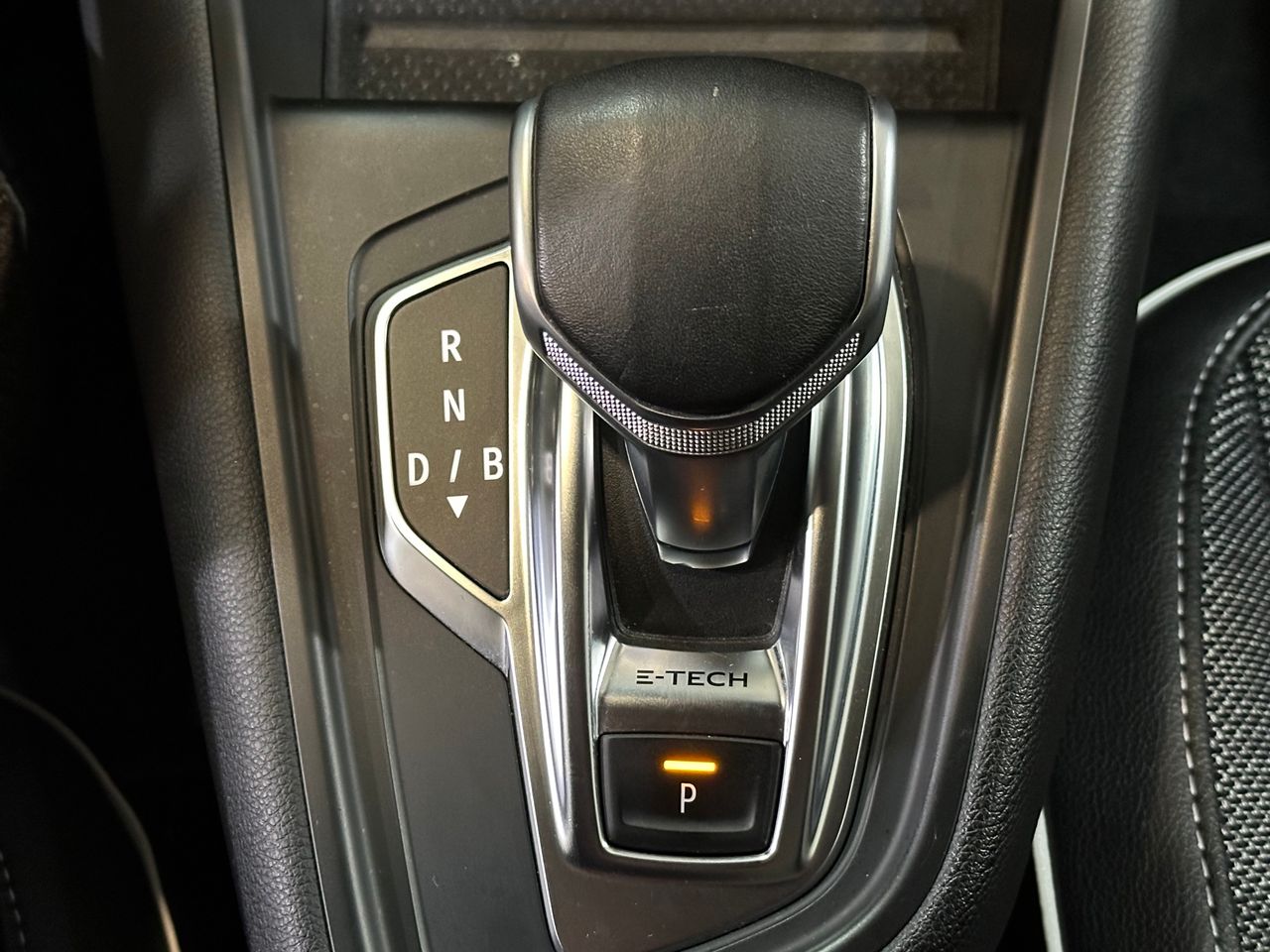 Renault Captur Zen E-TECH Híbrido enchufable 160cv - Foto 24