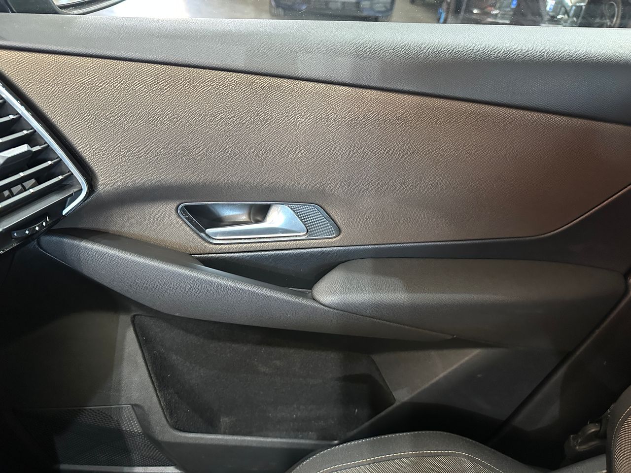 DS DS 7 1.6 E-Tense 300 PERF. LINE + Auto 4WD - Foto 15